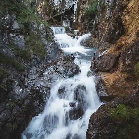 Deluxe Tirol ランデック