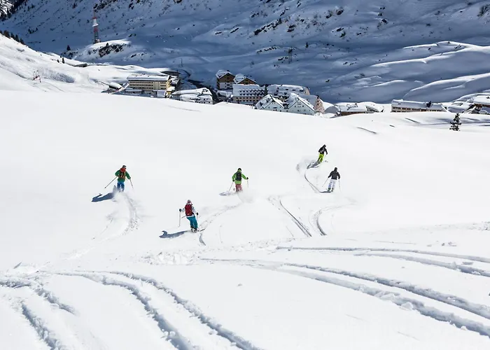 Deluxe Tirol לאנדק