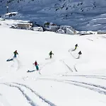 Deluxe Tirol ランデック