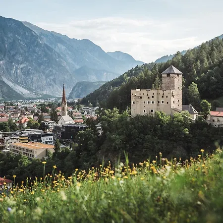 Deluxe Tirol 公寓 *